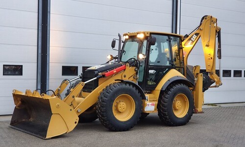 Аренда экскаватора-погрузчика Caterpillar 434E PILOT