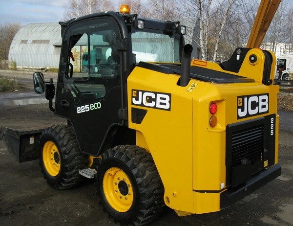 Аренда мини-погрузчика JCB 225