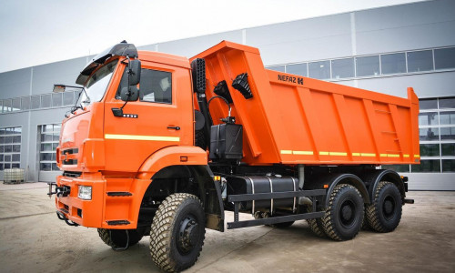 Аренда самосвала КамАЗ 6522-53